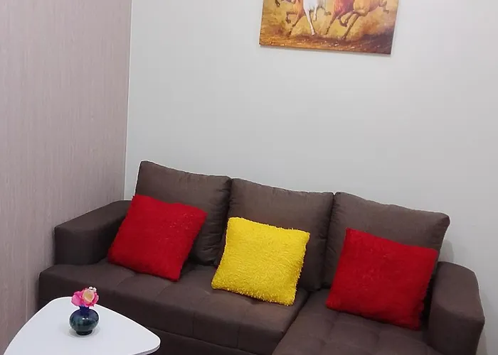 1 Bedroom Cozy Unit With Netflix & Free Wifi In Trees Residences Manila