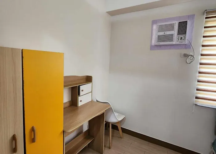 1 Bedroom Cozy Unit With Netflix & Free Wifi In Trees Residences