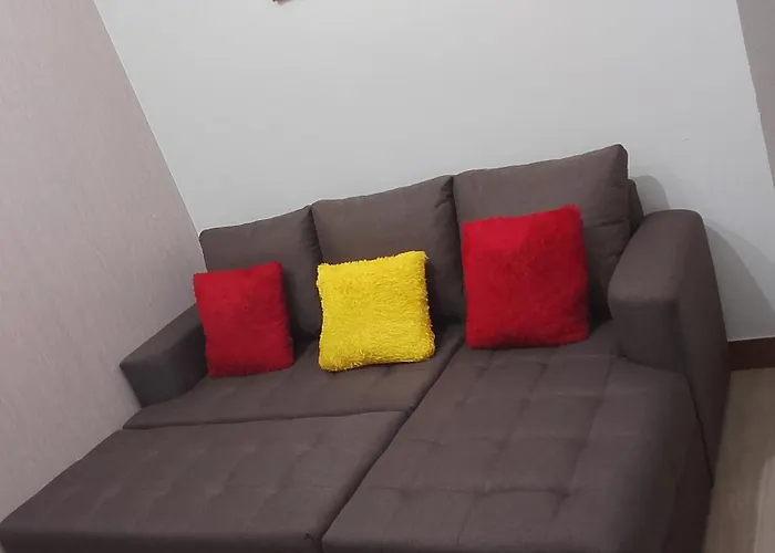 1 Bedroom Cozy Unit With Netflix & Free Wifi In Trees Residences Apartamento