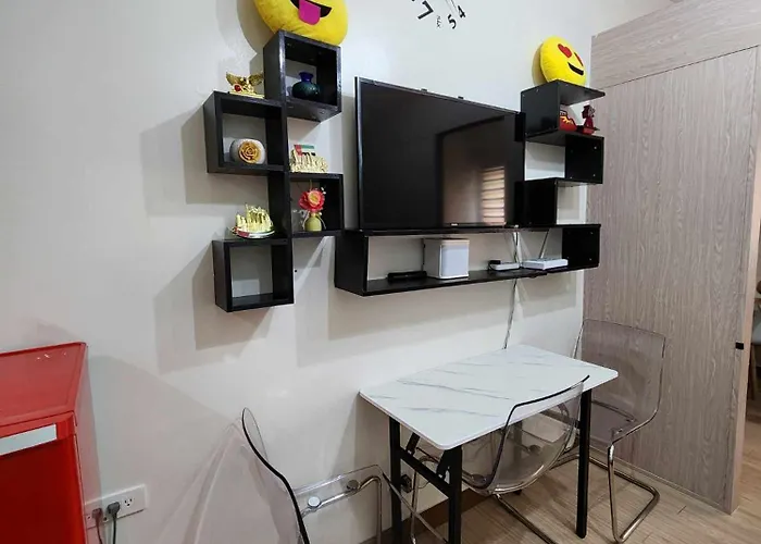 1 Bedroom Cozy Unit With Netflix & Free Wifi In Trees Residences Manila