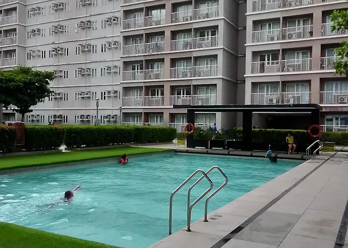 1 Bedroom Cozy Unit With Netflix & Free Wifi In Trees Residences Manila