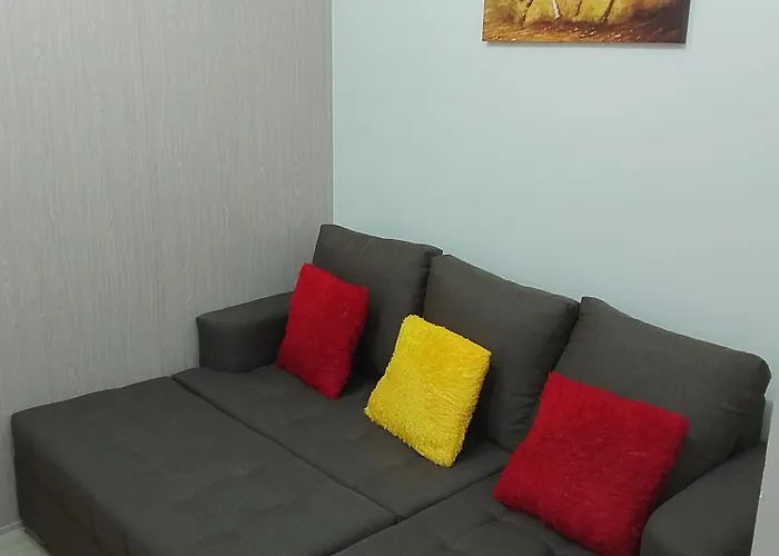 1 Bedroom Cozy Unit With Netflix & Free Wifi In Trees Residences *