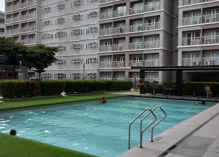 1 Bedroom Cozy Unit With Netflix & Free Wifi In Trees Residences Apartamento *